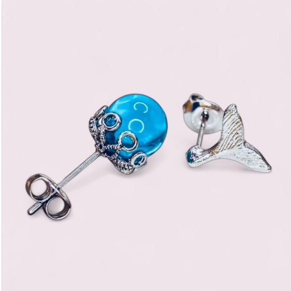 925 Sterling Silver Sea Bubble Mermaid Tail Mismatched Stud Earrings - Picture 5 of 8